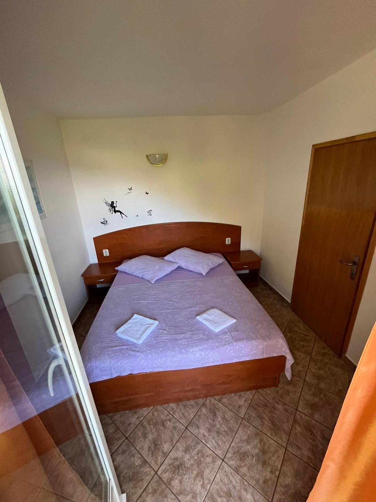 Apartment Jelena ラブ 部屋 写真