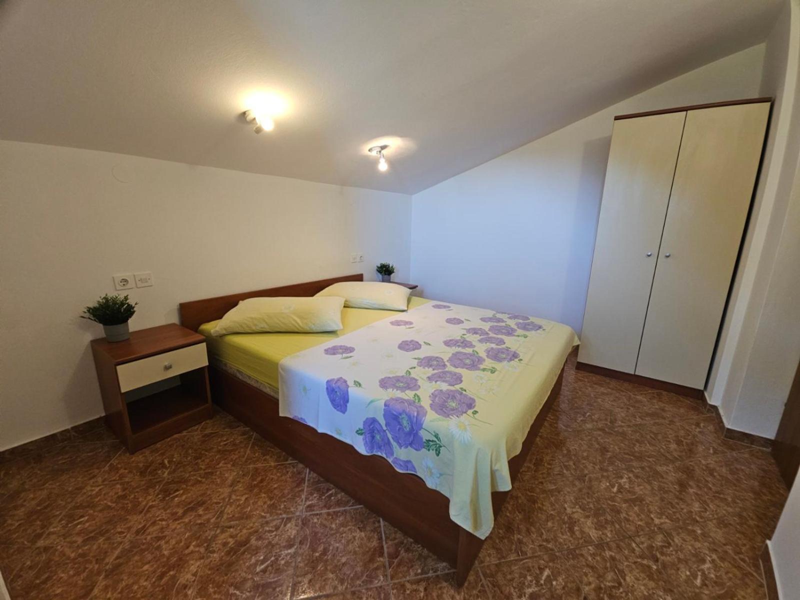 Apartment Jelena ラブ エクステリア 写真