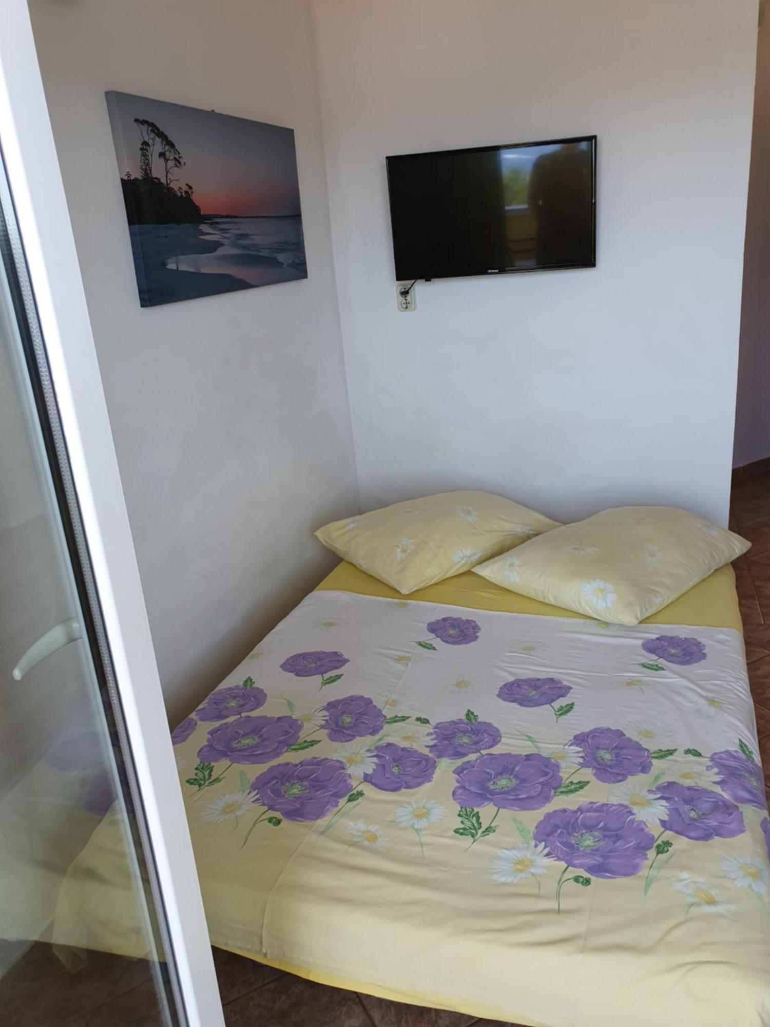 Apartment Jelena ラブ エクステリア 写真